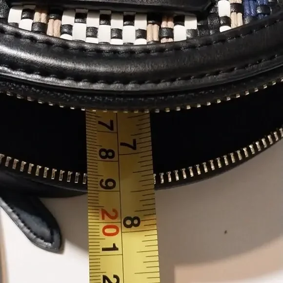 Ted Baker Armara Woven Circle Crossbody - Picture 10 of 10